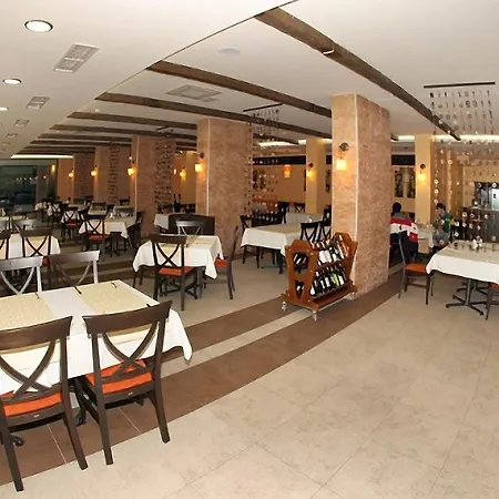 Royal Sun Апартхотел