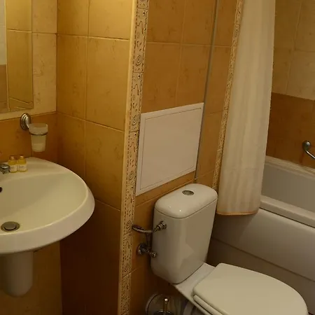 Royal Sun Aparthotel 2*