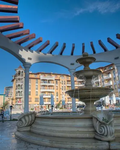 Apartmanhotel Royal Sun 2*